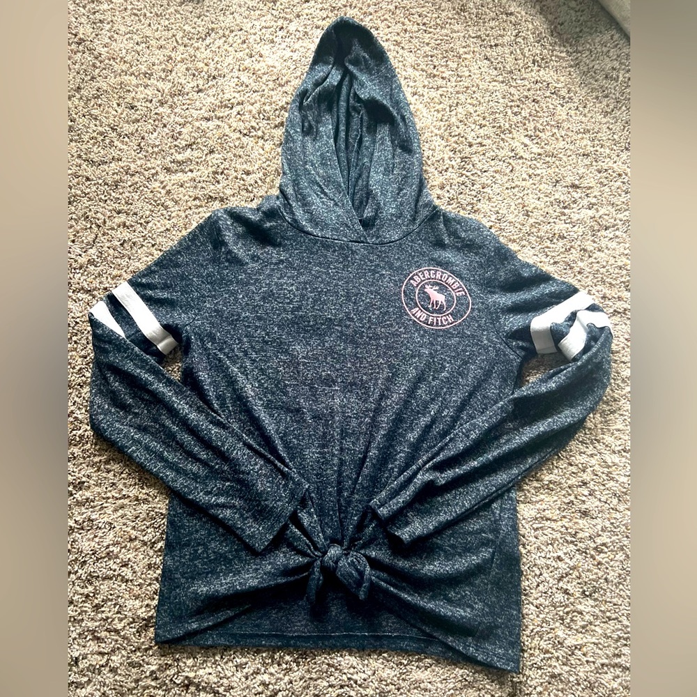 Abercrombie Girls pullover hooded shirt size 9/10